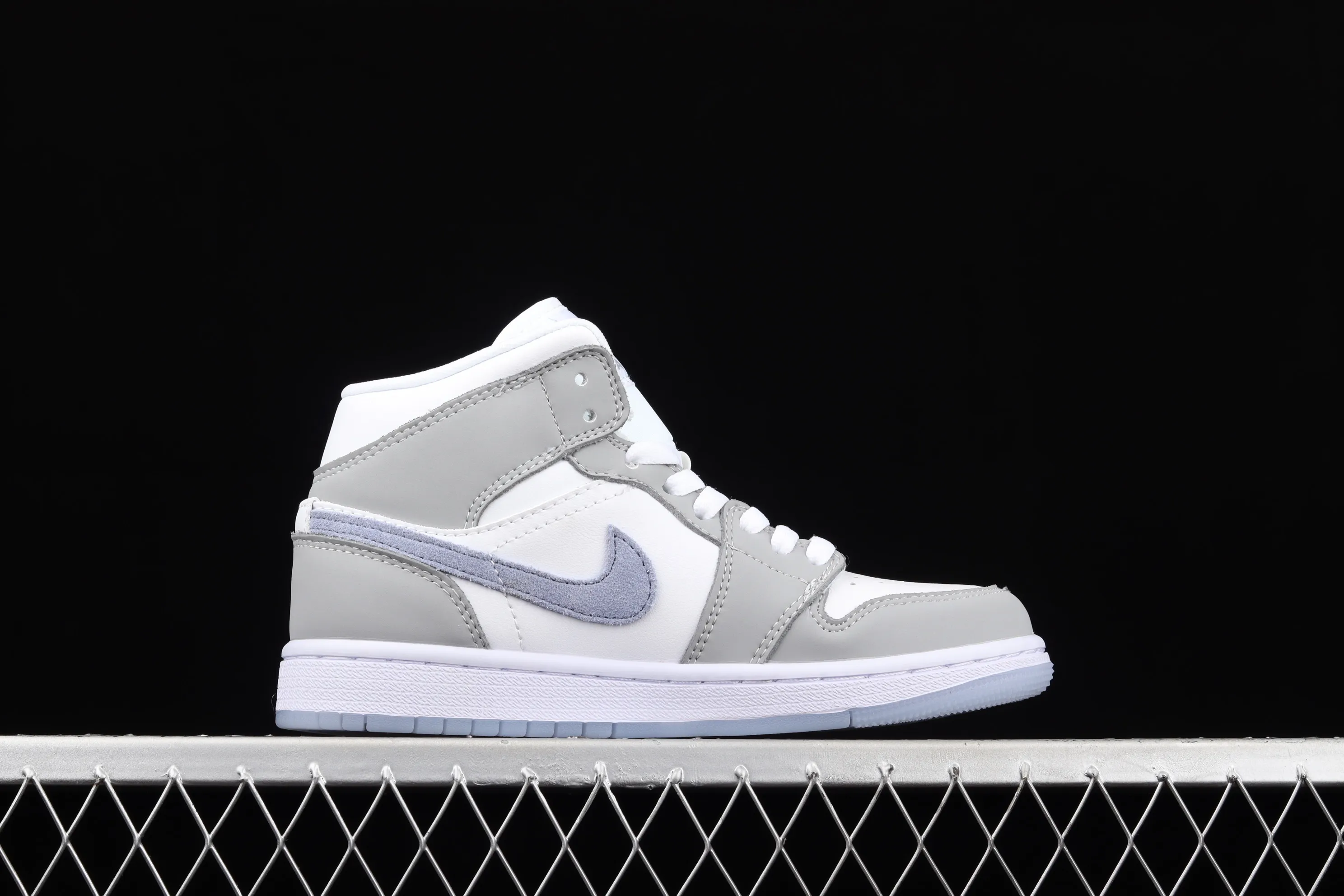 All Categories Air Jordan Jordan Series Basketball Shoes Air Jordan 1 Mid Air Jordan 1 Mid AJ1 Joe 1 Wolf Gray Mid-top Casual Sports Shoes BQ6472-105